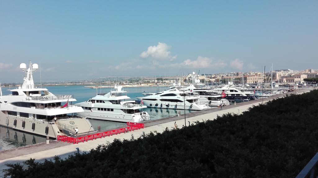 Appartamento Dammuso Isola Di Ortigia シラクーサ エクステリア 写真